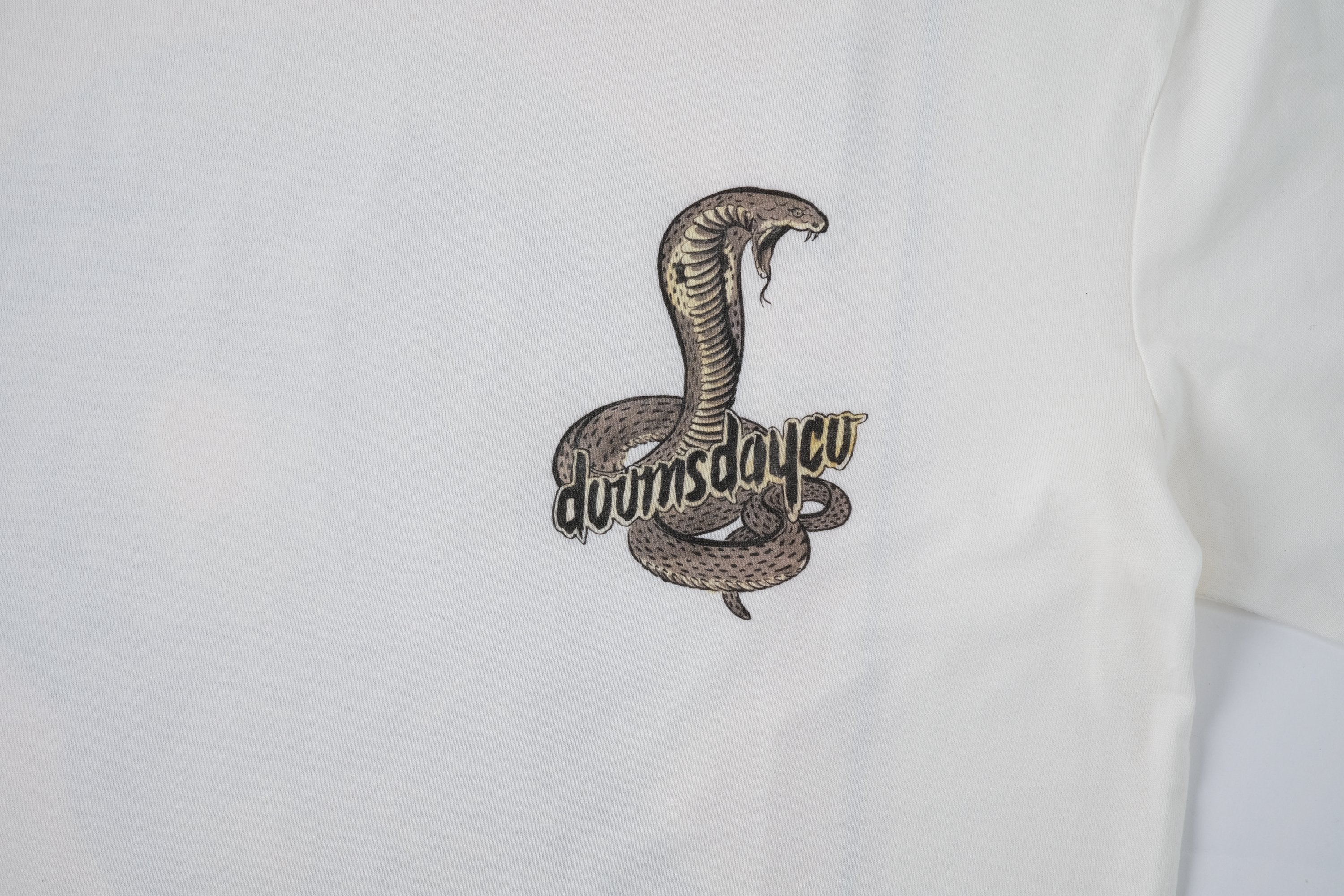 Baldo Snake T-shirt - Off White - Image 6