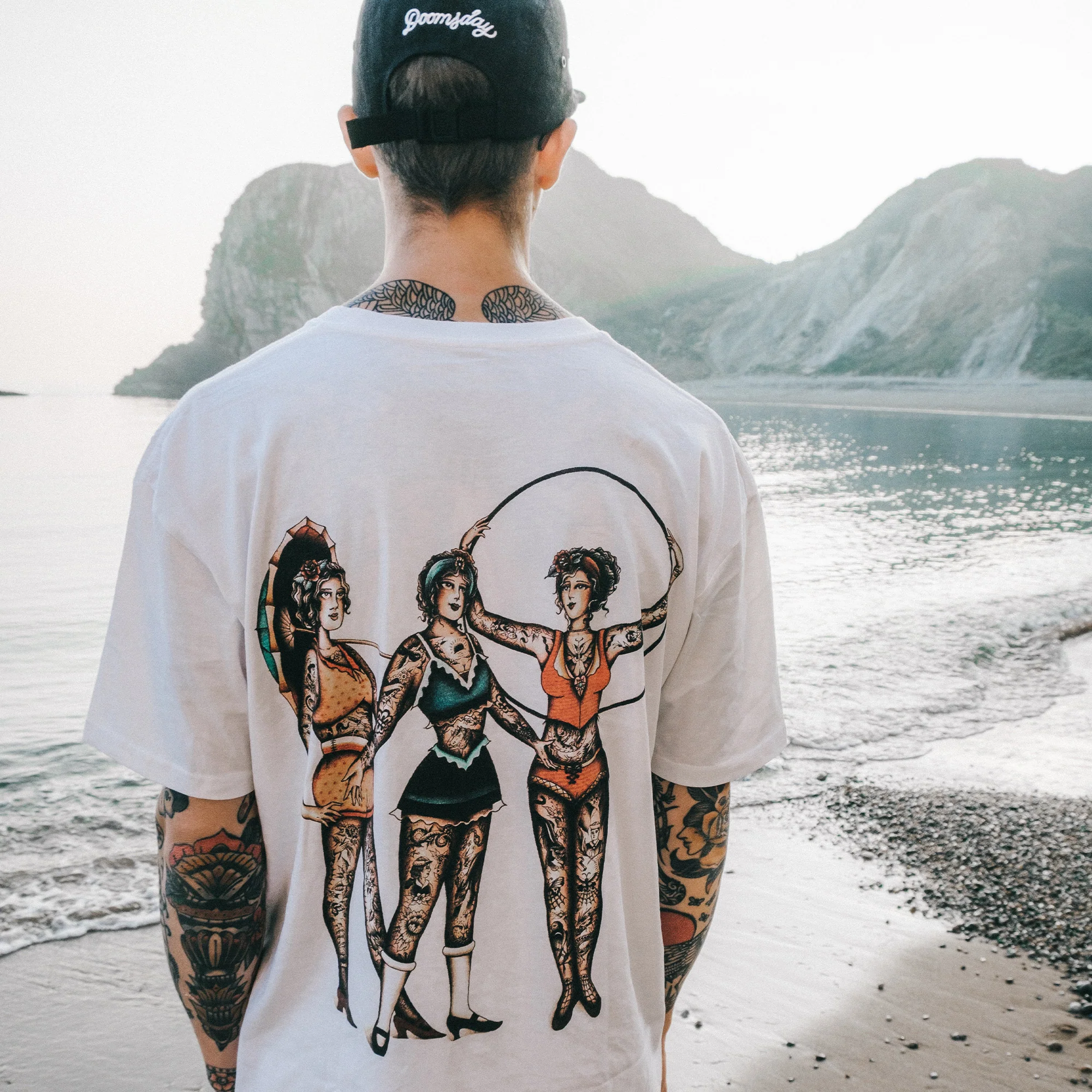 Tattooed Circus Ladies T-Shirt - Image 4