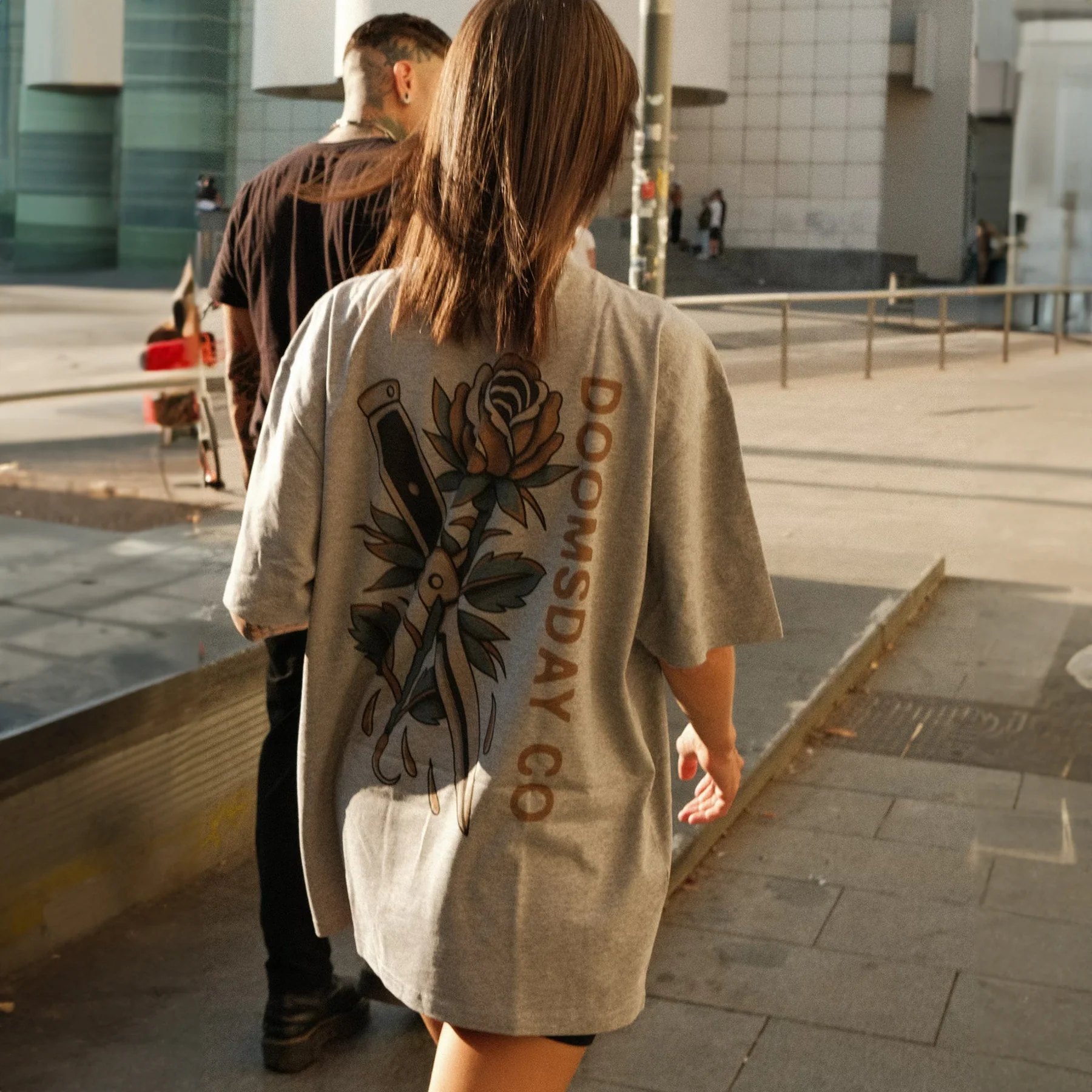 Dagger & rose Heavy T-shirt - Grey - Image 4