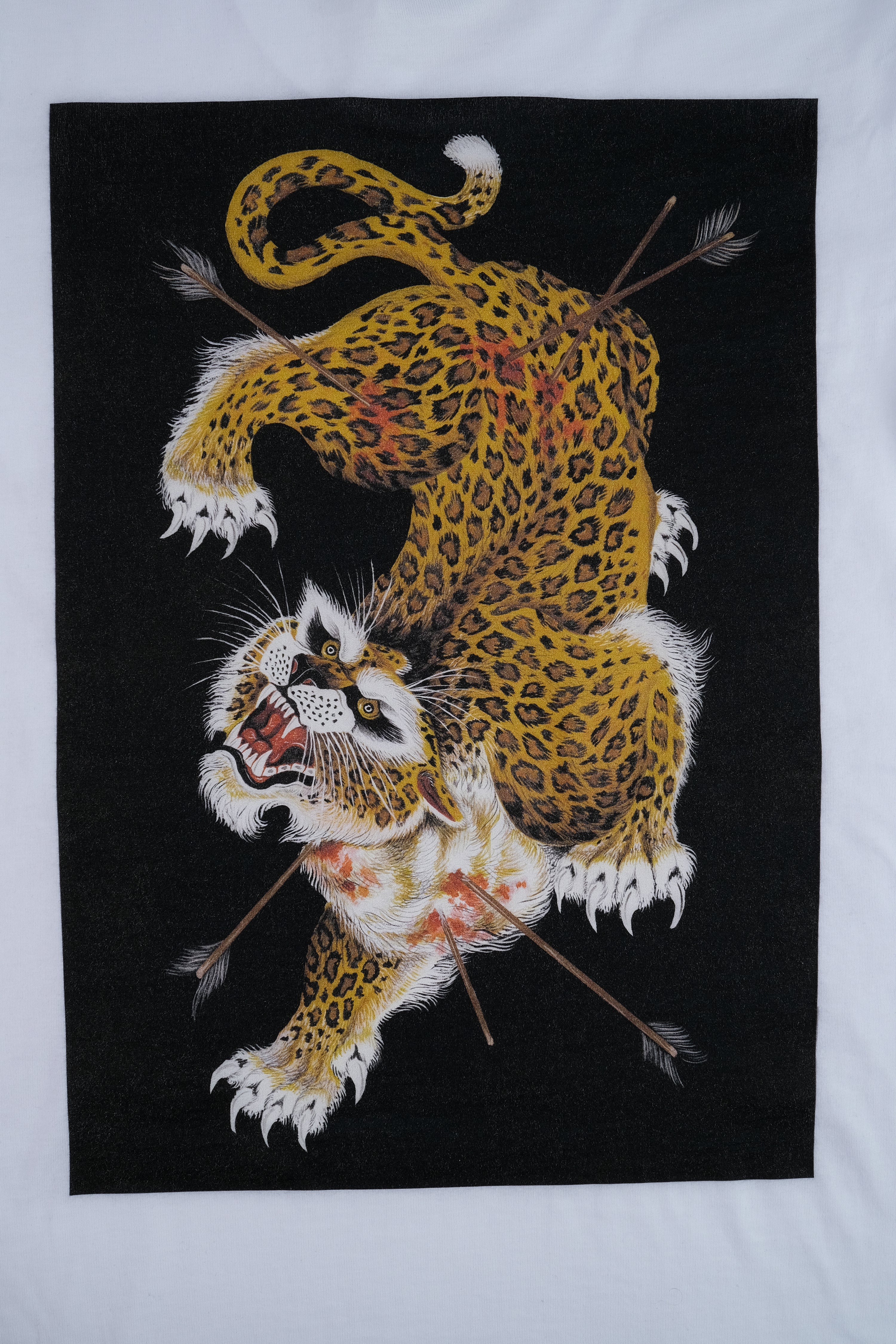 Daniel Lacalle Leopardo T-Shirt - Image 4