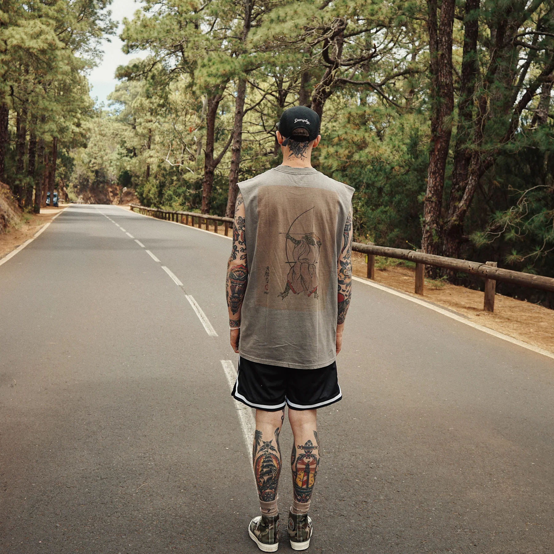 Heavy faded grey Archer Vest - Image 4