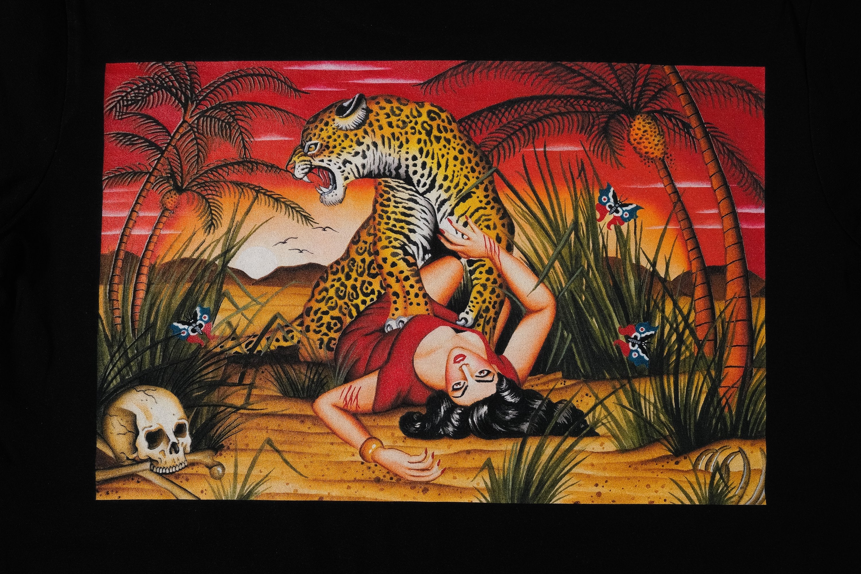 Taryn Tiger Black T-shirt - Image 4